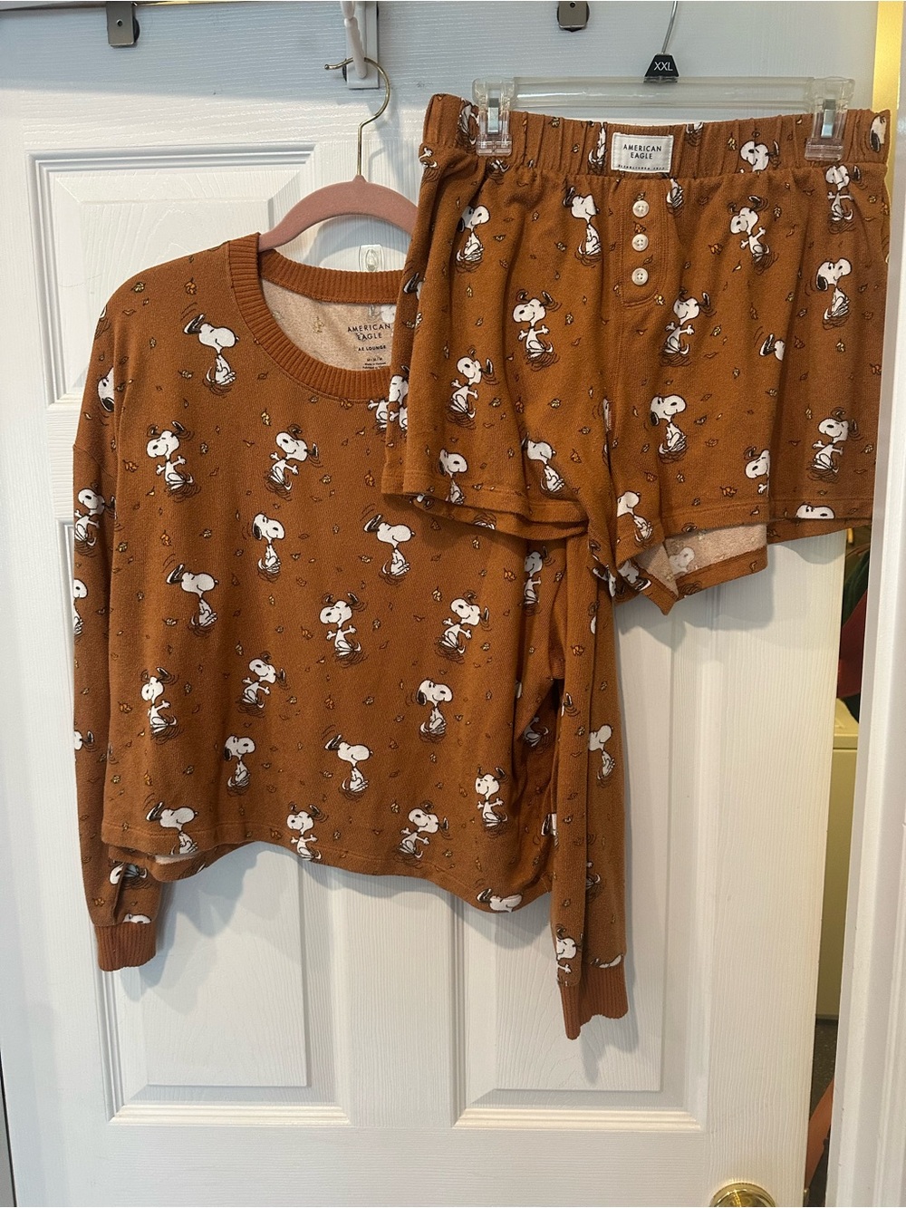 American Eagle Outfitters Snoopy lounge set